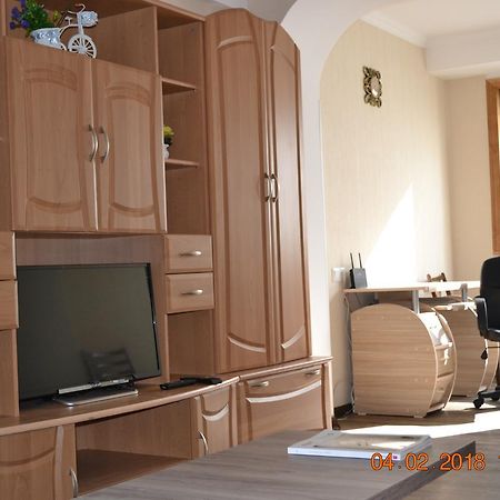 Apartment On Ikalto 8 第比利斯 外观 照片
