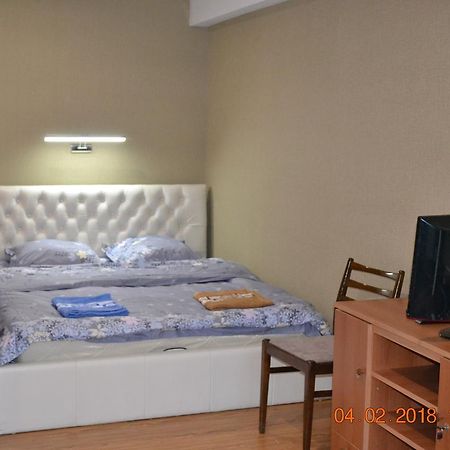Apartment On Ikalto 8 第比利斯 外观 照片