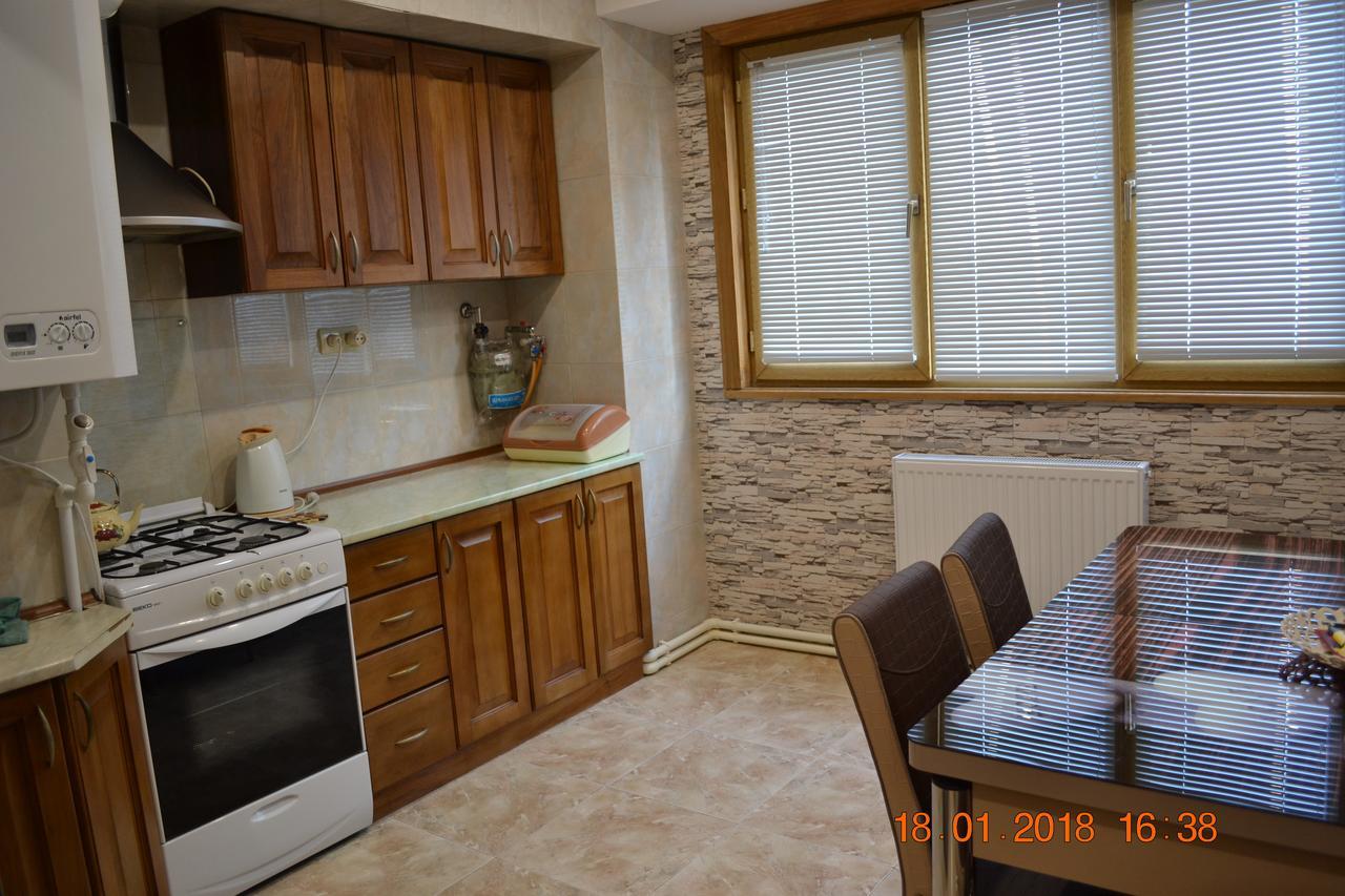 Apartment On Ikalto 8 第比利斯 外观 照片