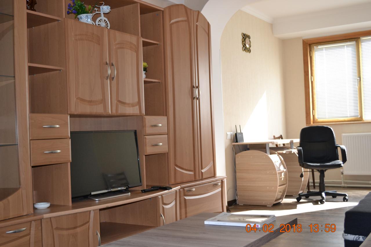 Apartment On Ikalto 8 第比利斯 外观 照片