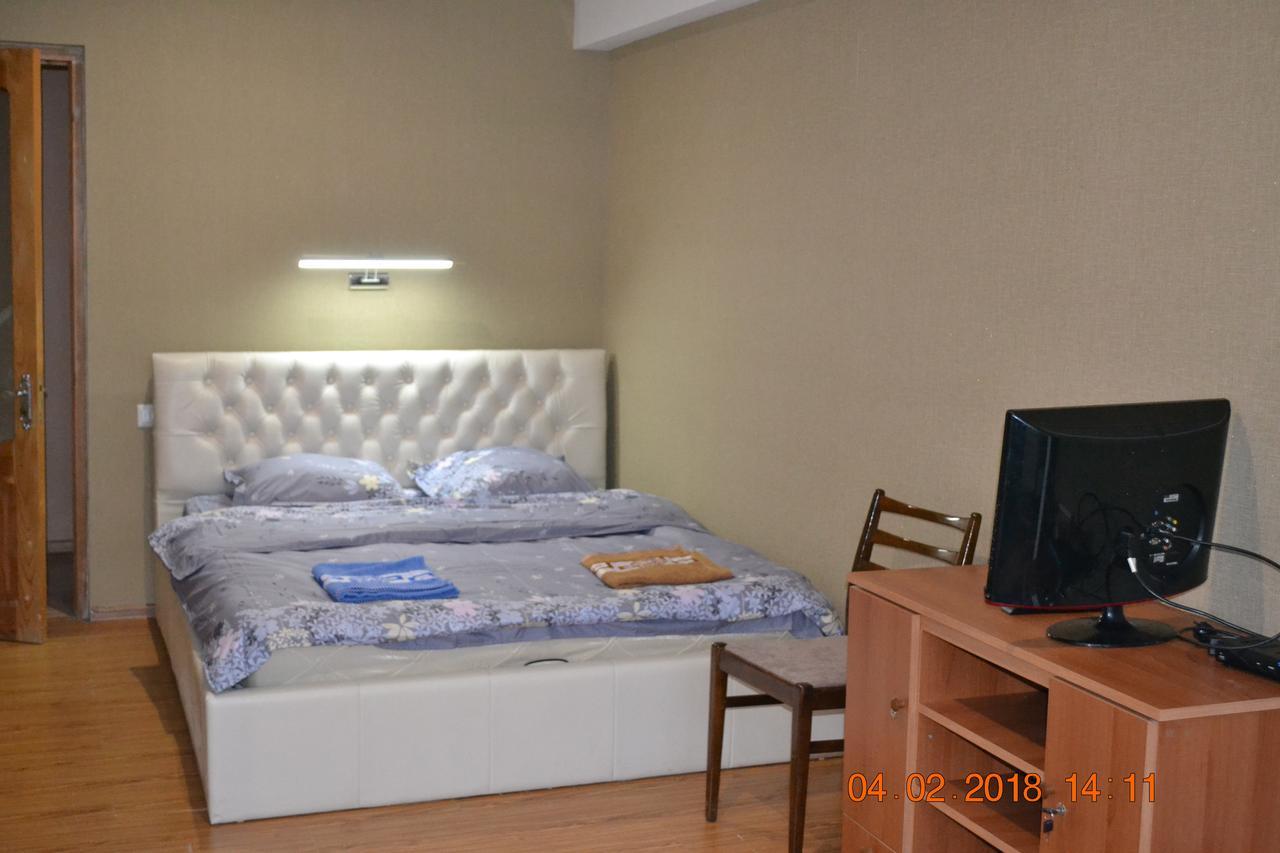 Apartment On Ikalto 8 第比利斯 外观 照片