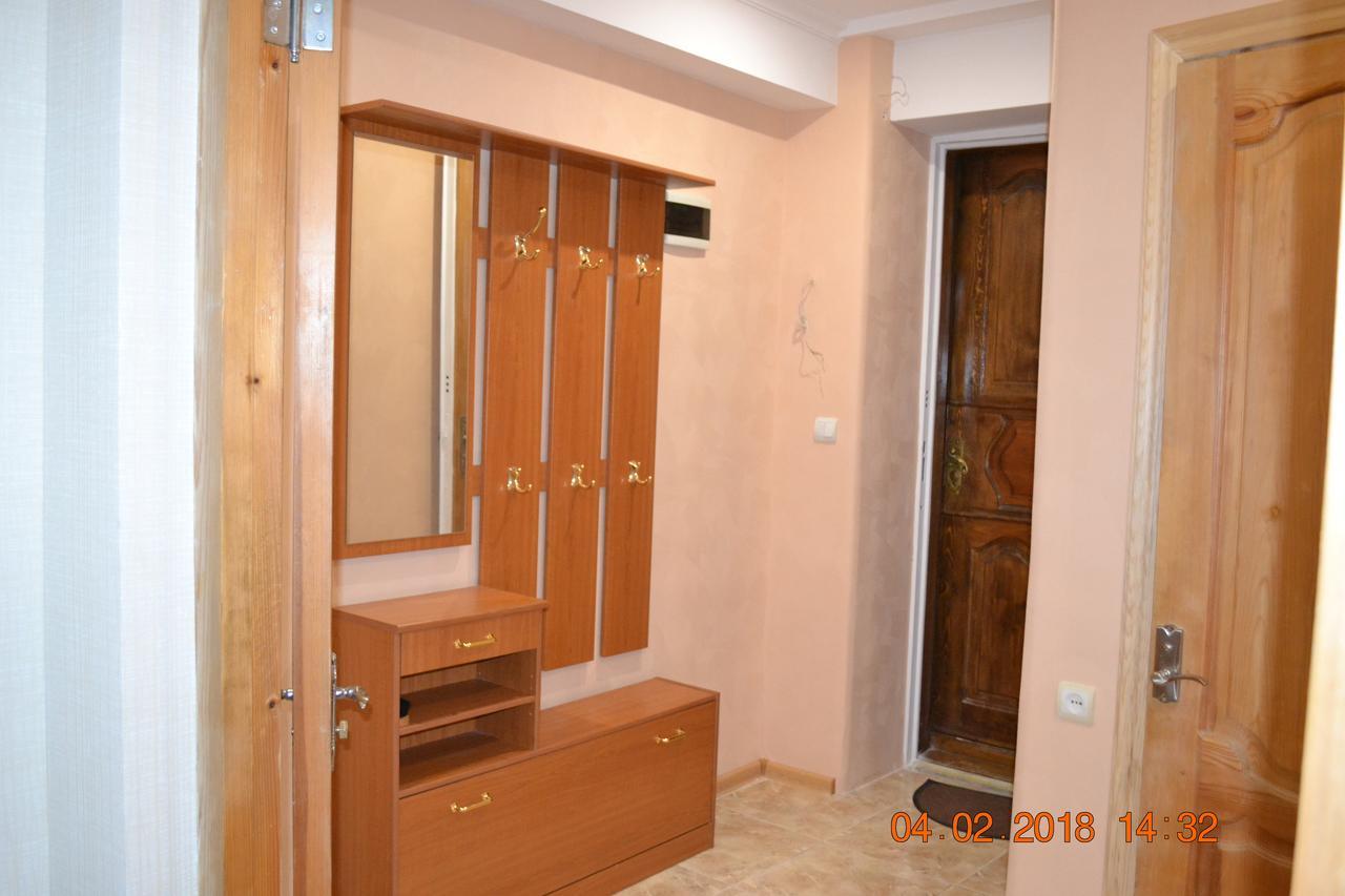 Apartment On Ikalto 8 第比利斯 外观 照片